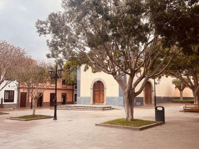 Landgrundstück zu verkaufen in Arona - 110.000 € (Ref: 9802932)