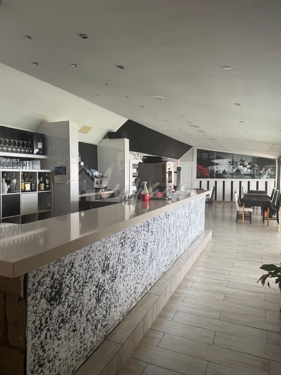 Business for sale in Costa del Silencio - € 30,000 (Ref: 9810794)