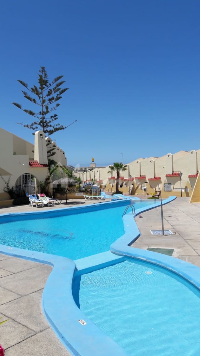 1 quarto Apartamento para venda em Torviscas com piscina - 295 000 € (Ref: 9816482)