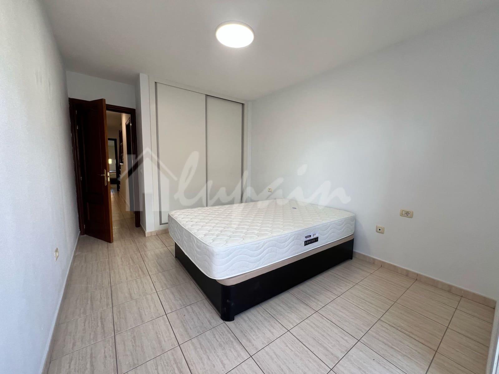 3 Zimmer Haus zu verkaufen in Valle de San Lorenzo mit Garage - 290.000 € (Ref: 9838628)