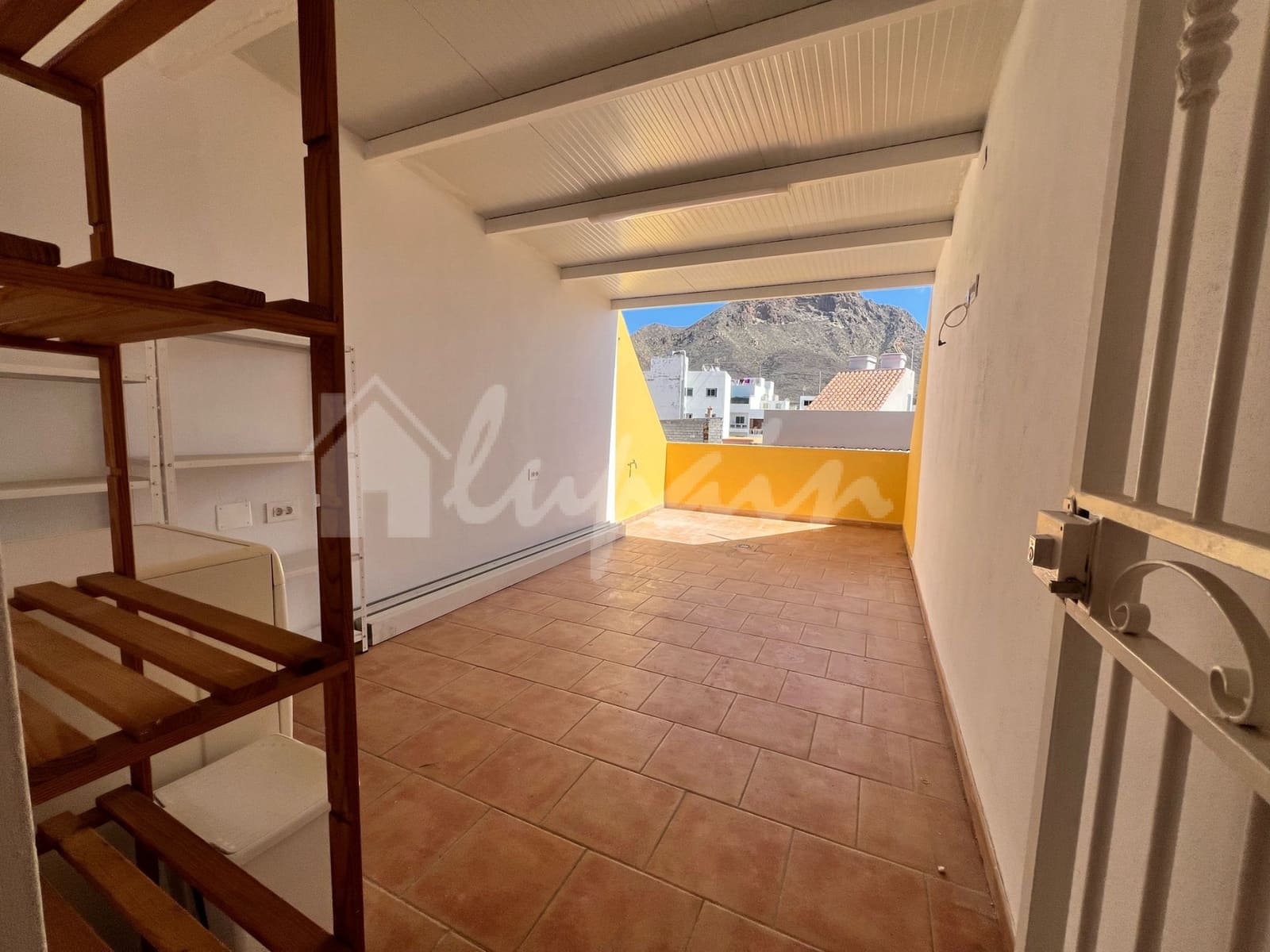 3 Zimmer Haus zu verkaufen in Valle de San Lorenzo mit Garage - 290.000 € (Ref: 9838628)