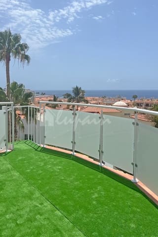 3 makuuhuone Huoneisto myytävänä paikassa Playa Fañabe, Adeje mukana uima-altaan - 780 000 € (Ref: 9877533)