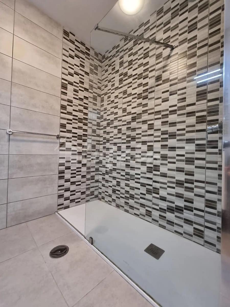 Studio til salgs i Playa de las Americas med svømmebasseng - € 389 500 (Ref: 9883668)