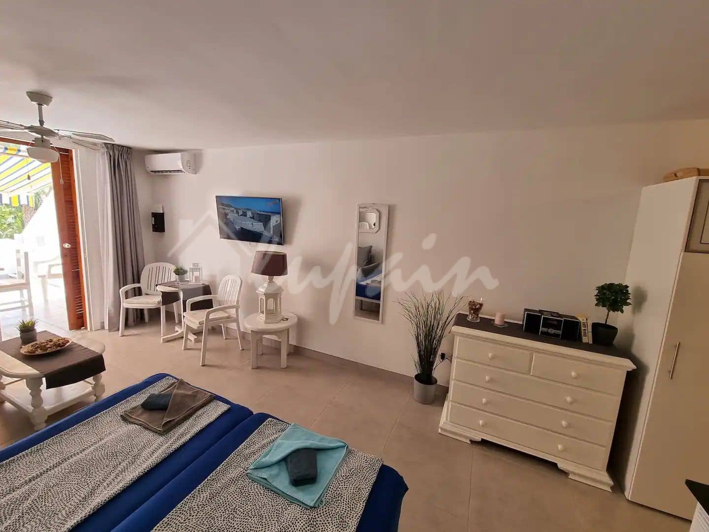 Studio til salgs i Playa de las Americas med svømmebasseng - € 389 500 (Ref: 9883668)