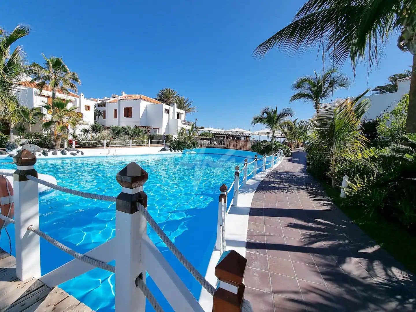 Studio til salgs i Playa de las Americas med svømmebasseng - € 389 500 (Ref: 9883668)