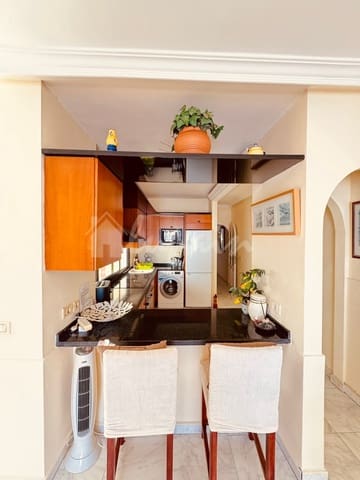 2 sovrum Bungalow till salu i Golf del Sur, San Miguel de Abona med pool - 330 000 € (Ref: 9883669)