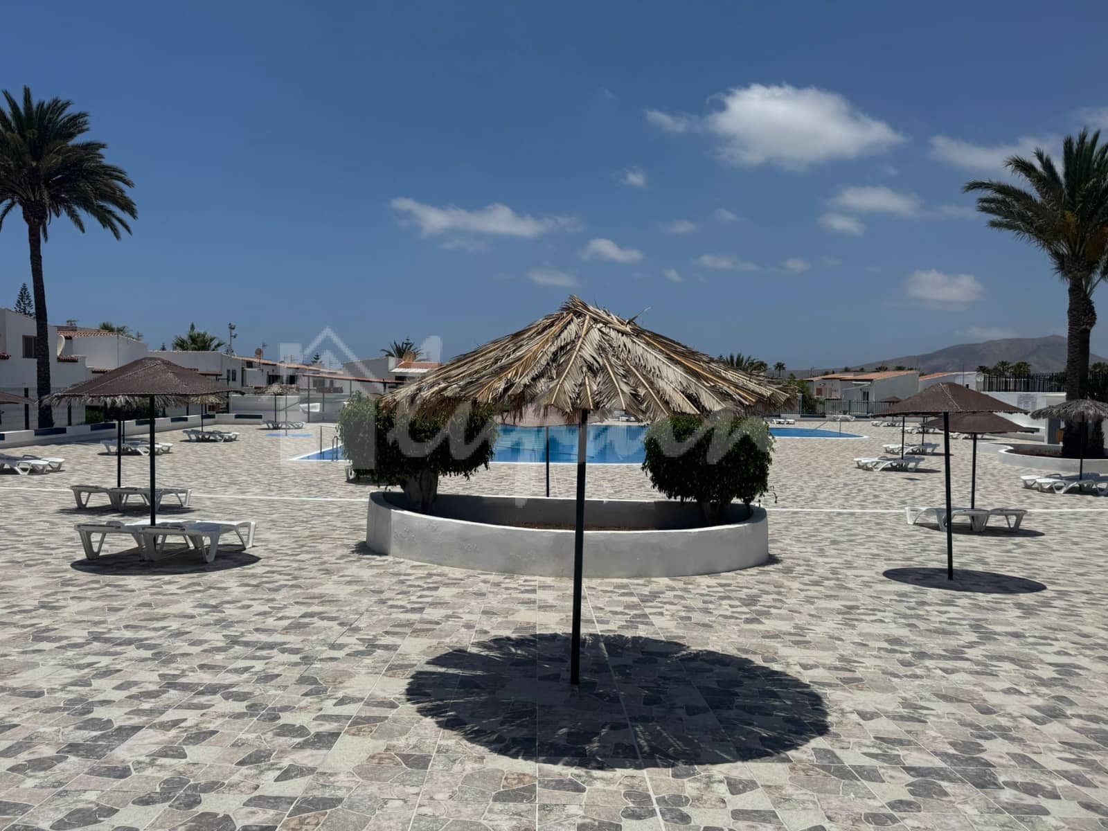 3 soverom Leilighet til salgs i Costa del Silencio med svømmebasseng - € 239 000 (Ref: 9893139)