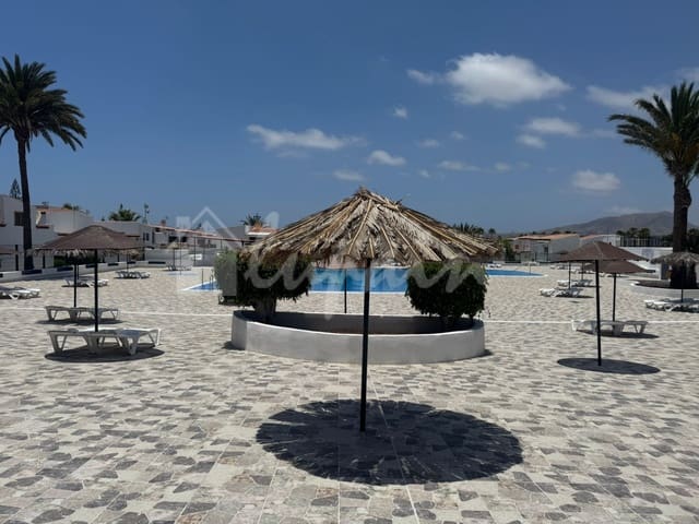 3 soverom Leilighet til salgs i Costa del Silencio, Arona med svømmebasseng - € 239 000 (Ref: 9893139)