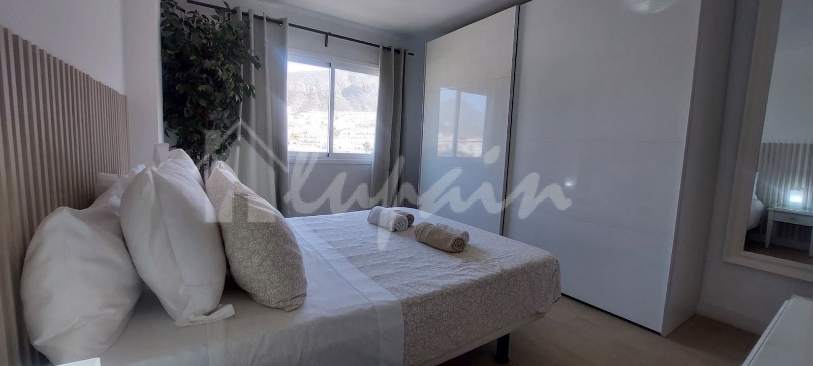 2 makuuhuone Huoneisto myytävänä paikassa Los Cristianos mukana uima-altaan - 490 000 € (Ref: 9898355)