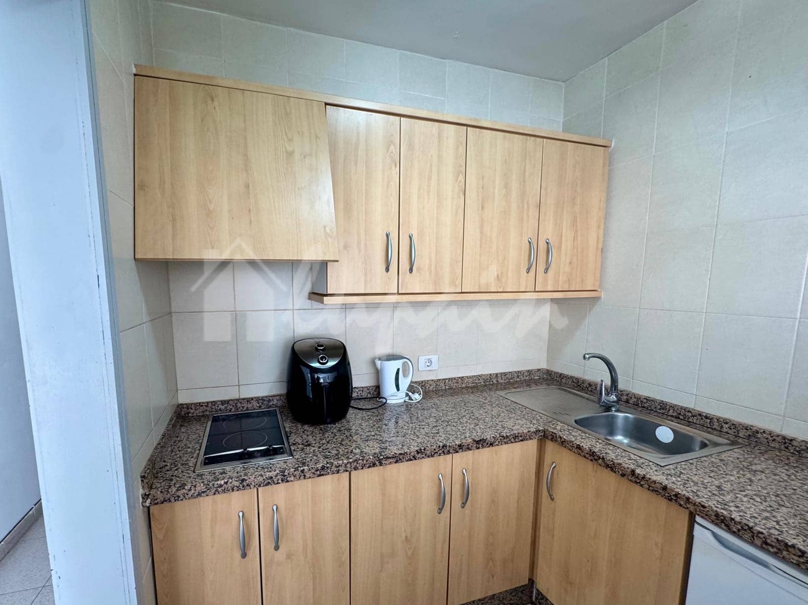 Studio te koop in Playa de las Americas met zwembad - € 259.000 (Ref: 9898356)