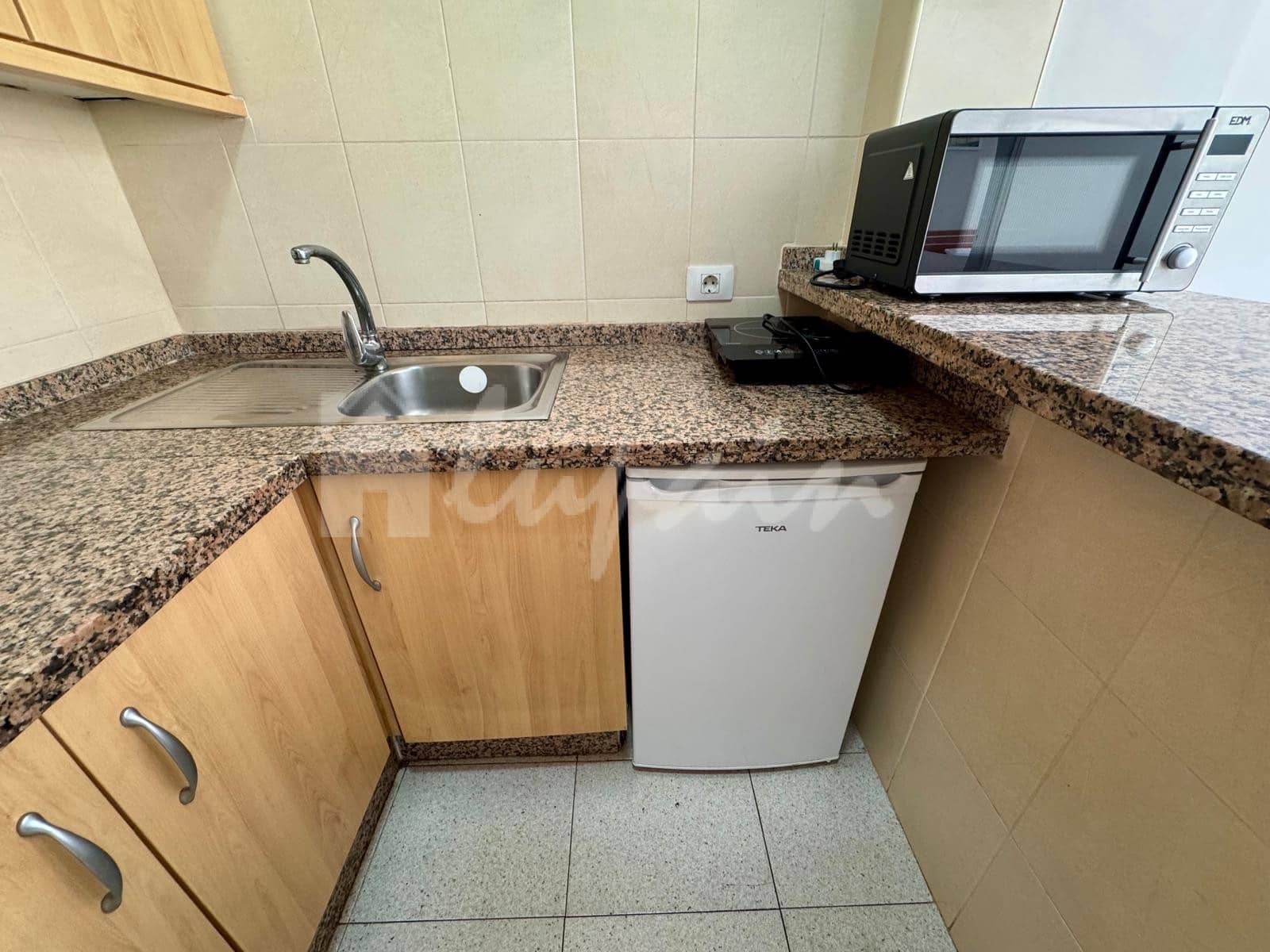 Studio te koop in Playa de las Americas met zwembad - € 259.000 (Ref: 9898356)