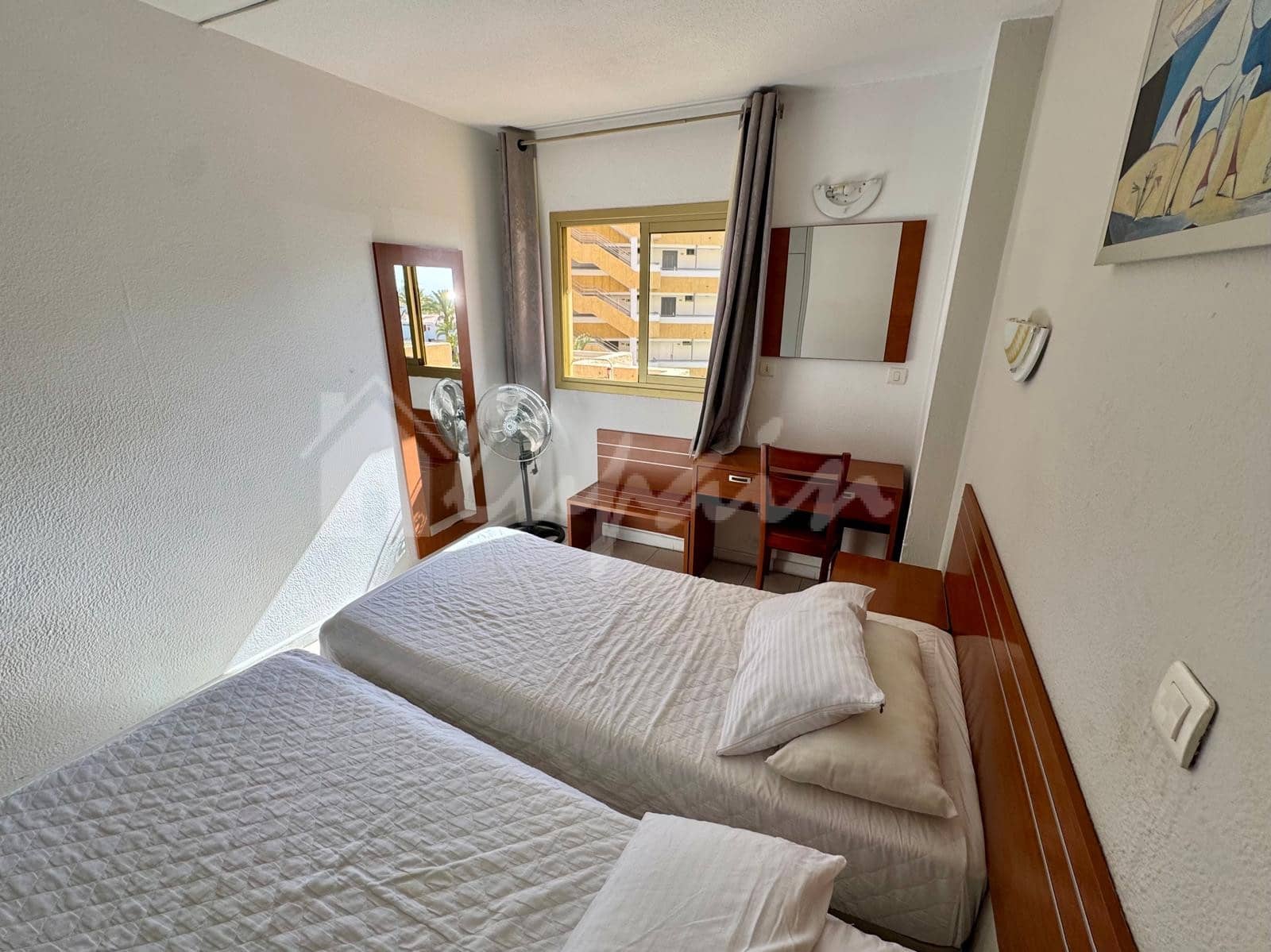 Studio te koop in Playa de las Americas met zwembad - € 259.000 (Ref: 9898356)