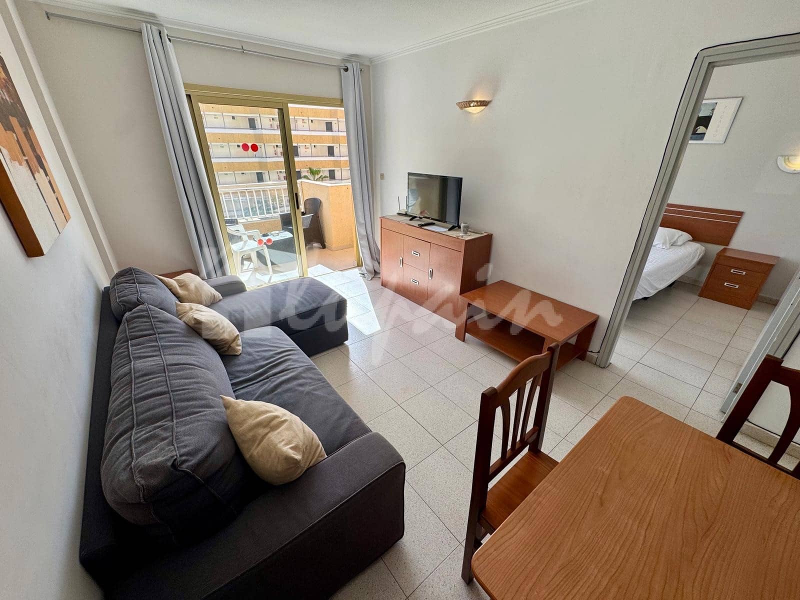 Studio te koop in Playa de las Americas met zwembad - € 259.000 (Ref: 9898356)