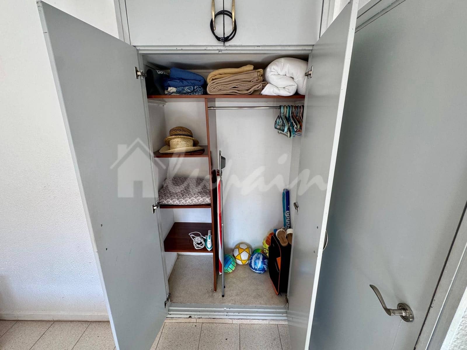 Studio te koop in Playa de las Americas met zwembad - € 259.000 (Ref: 9898356)