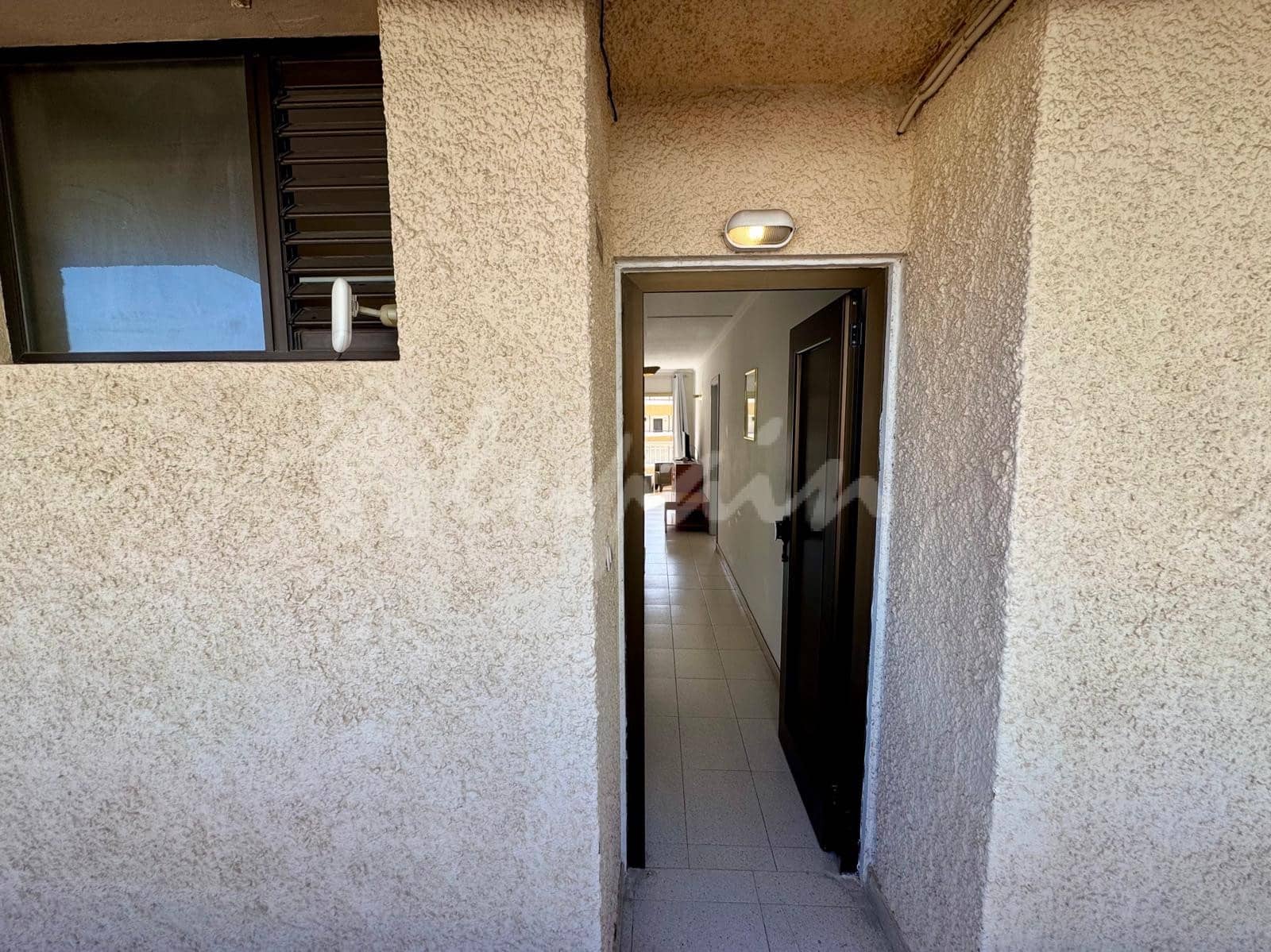 Studio te koop in Playa de las Americas met zwembad - € 259.000 (Ref: 9898356)