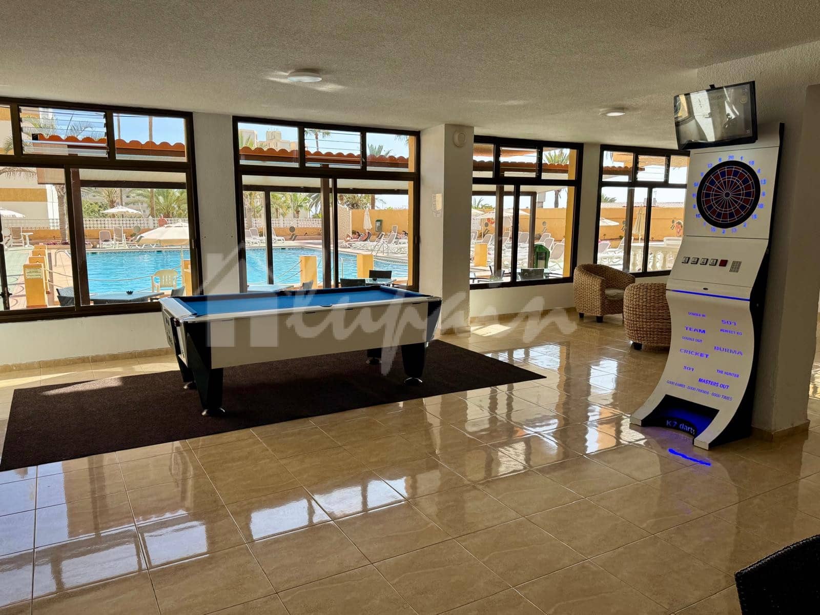 Studio te koop in Playa de las Americas met zwembad - € 259.000 (Ref: 9898356)
