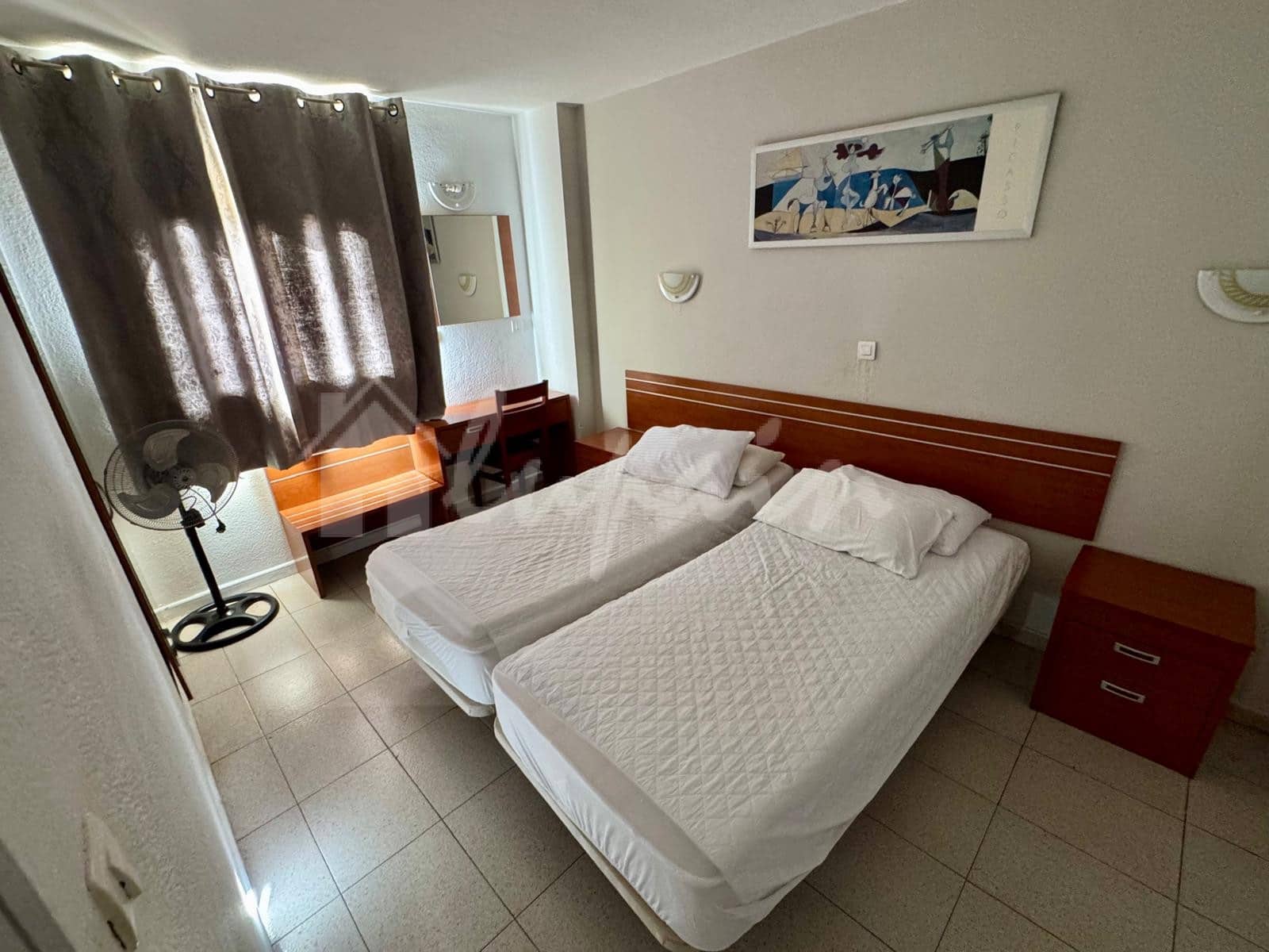 Studio te koop in Playa de las Americas met zwembad - € 259.000 (Ref: 9898356)