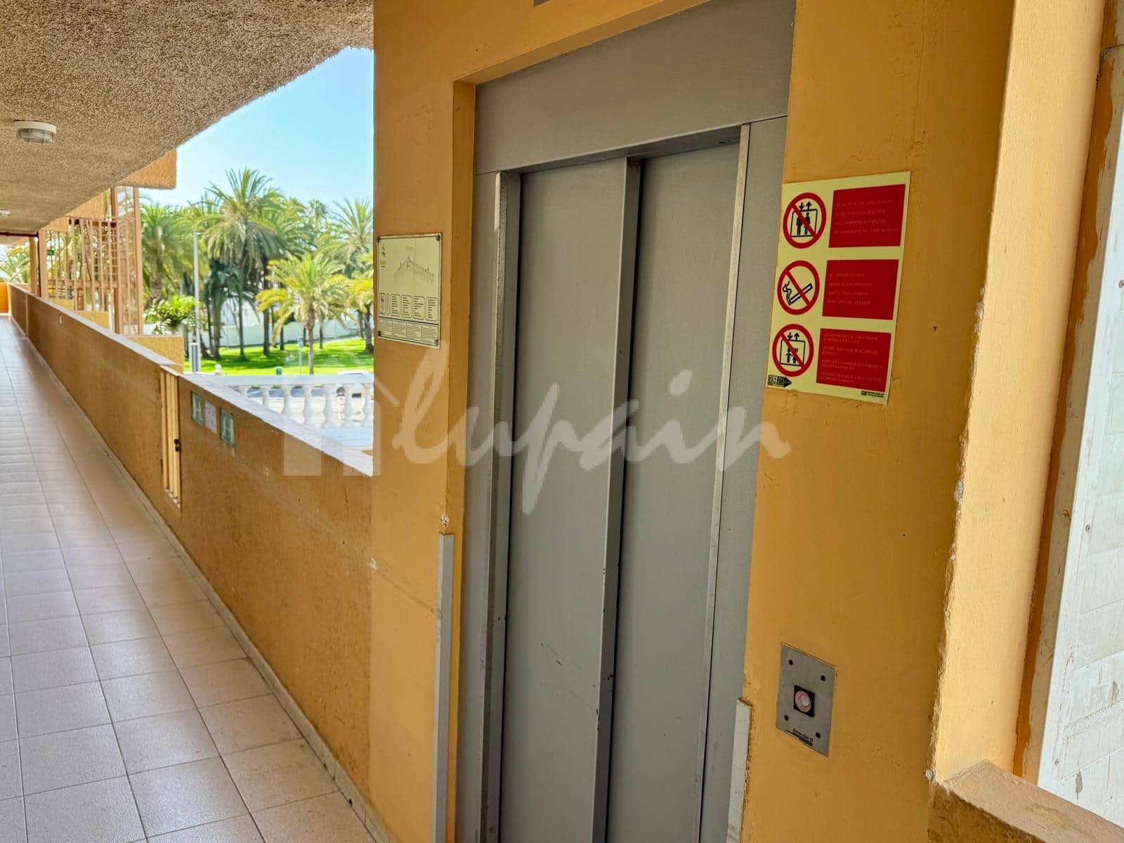 Studio te koop in Playa de las Americas met zwembad - € 259.000 (Ref: 9898356)