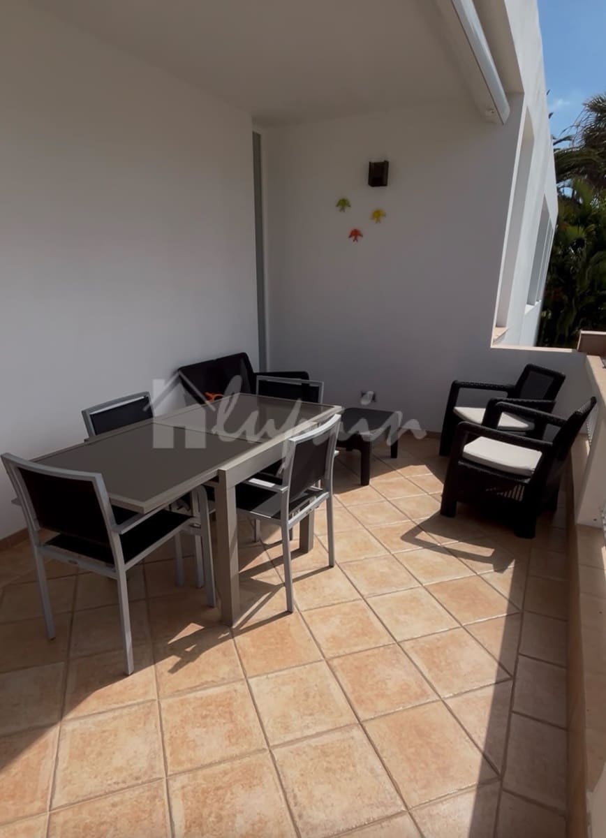 4 sypialnia Dom na sprzedaż w Costa del Silencio z basenem garażem - 790 000 € (Ref: 9922915)