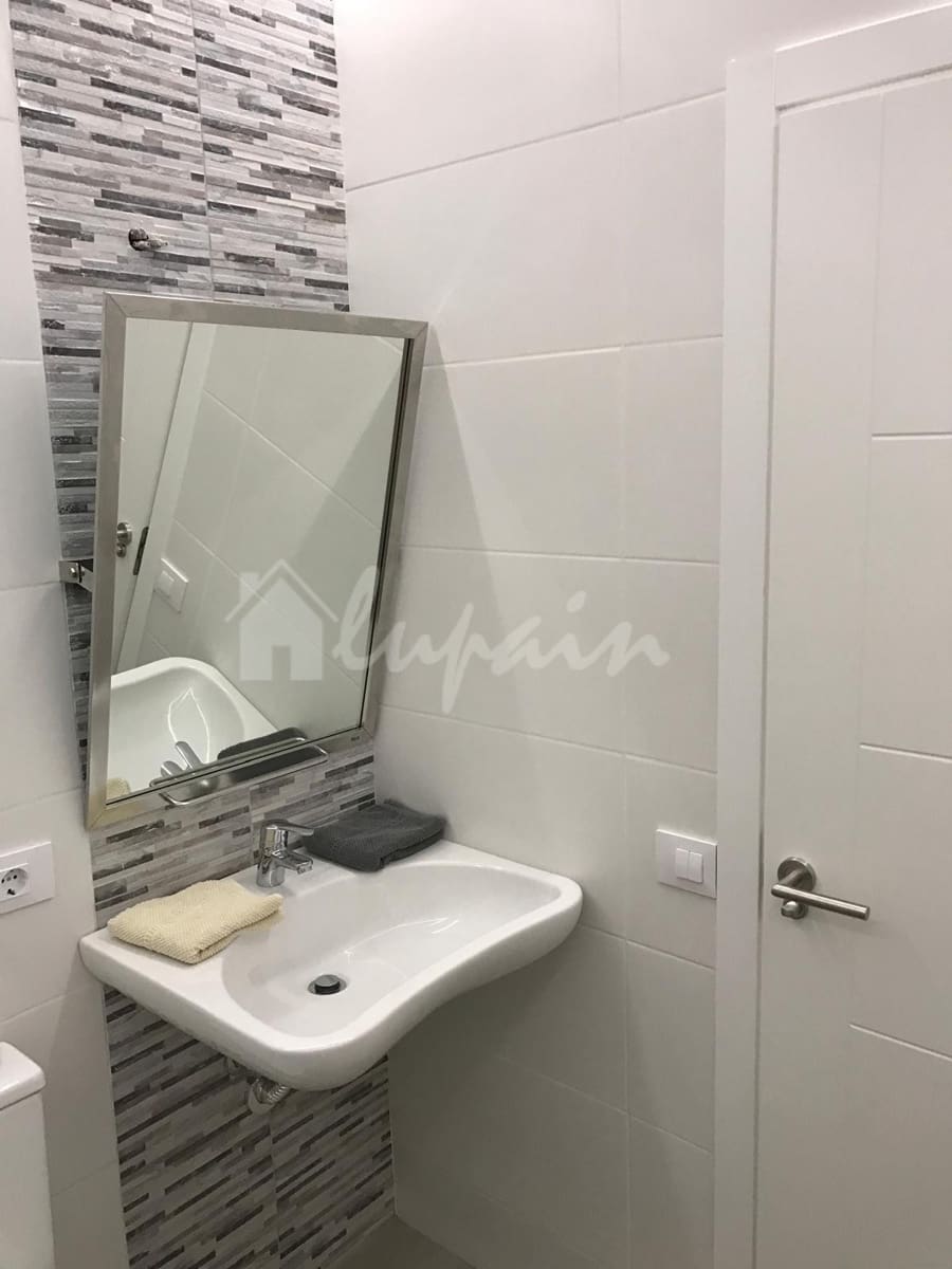 4 sypialnia Dom na sprzedaż w Costa del Silencio z basenem garażem - 790 000 € (Ref: 9922915)