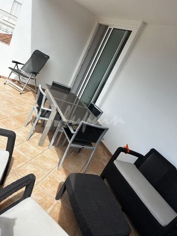 4 soverom Hus til salgs i Costa del Silencio, Arona med svømmebasseng garasje - € 790 000 (Ref: 9922915)