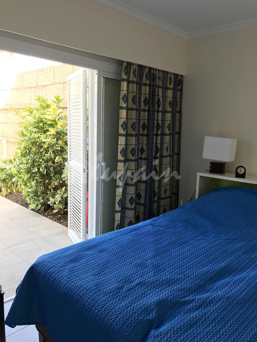 4 sypialnia Dom na sprzedaż w Costa del Silencio z basenem garażem - 790 000 € (Ref: 9922915)