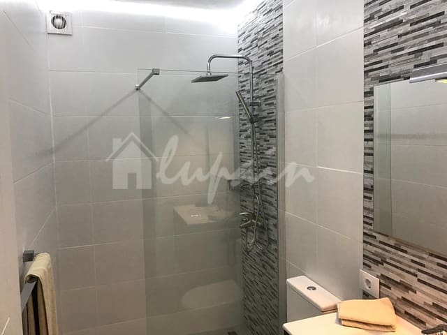 4 soverom Hus til salgs i Costa del Silencio, Arona med svømmebasseng garasje - € 790 000 (Ref: 9922915)
