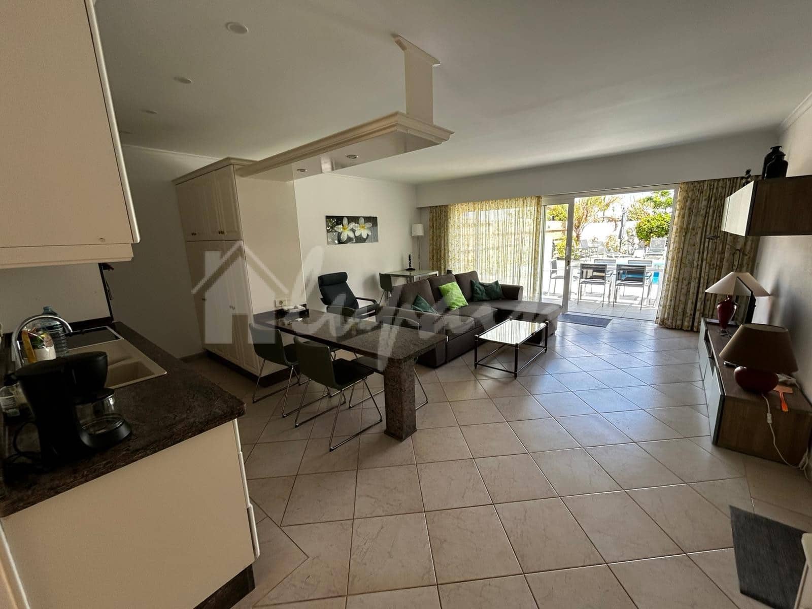 4 sypialnia Dom na sprzedaż w Costa del Silencio z basenem garażem - 790 000 € (Ref: 9922915)