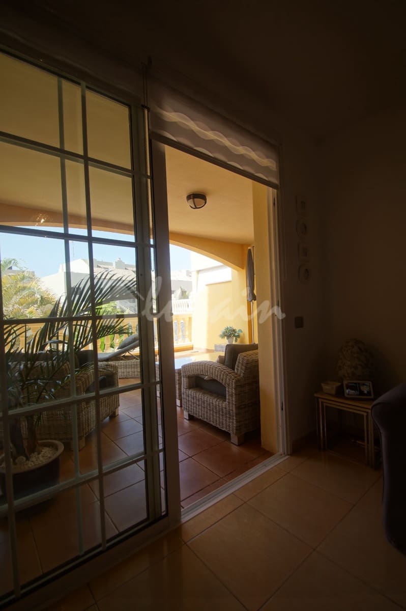 1 bedroom Apartment for sale in Palm-Mar with pool - € 295,000 (Ref: 9976392)