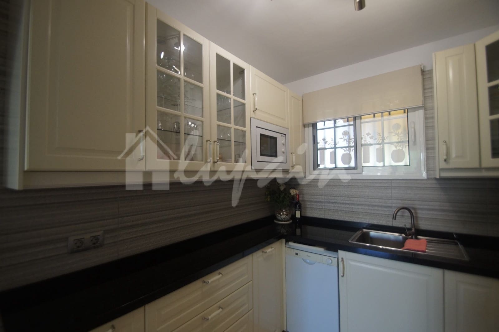 1 bedroom Apartment for sale in Palm-Mar with pool - € 295,000 (Ref: 9976392)