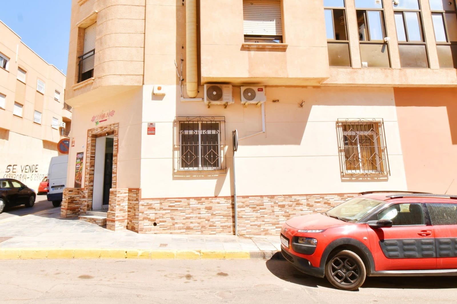 Local Commercial à vendre à El Ejido - 97 300 € (Ref: 10013108)