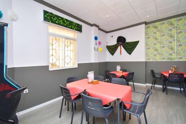 Kommersiell til salgs i El Ejido - € 97 300 (Ref: 10013108)
