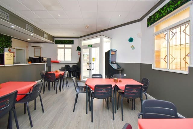 Kommersiell til salgs i El Ejido - € 97 300 (Ref: 10013108)