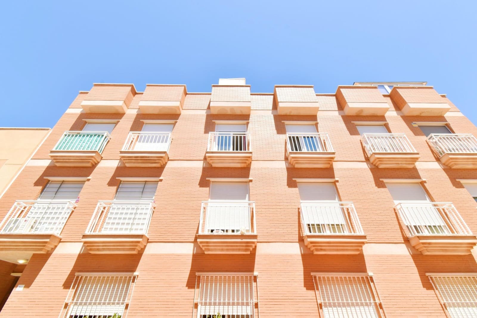 3 bedroom Flat for sale in El Ejido with garage - € 118,000 (Ref: 10013109)