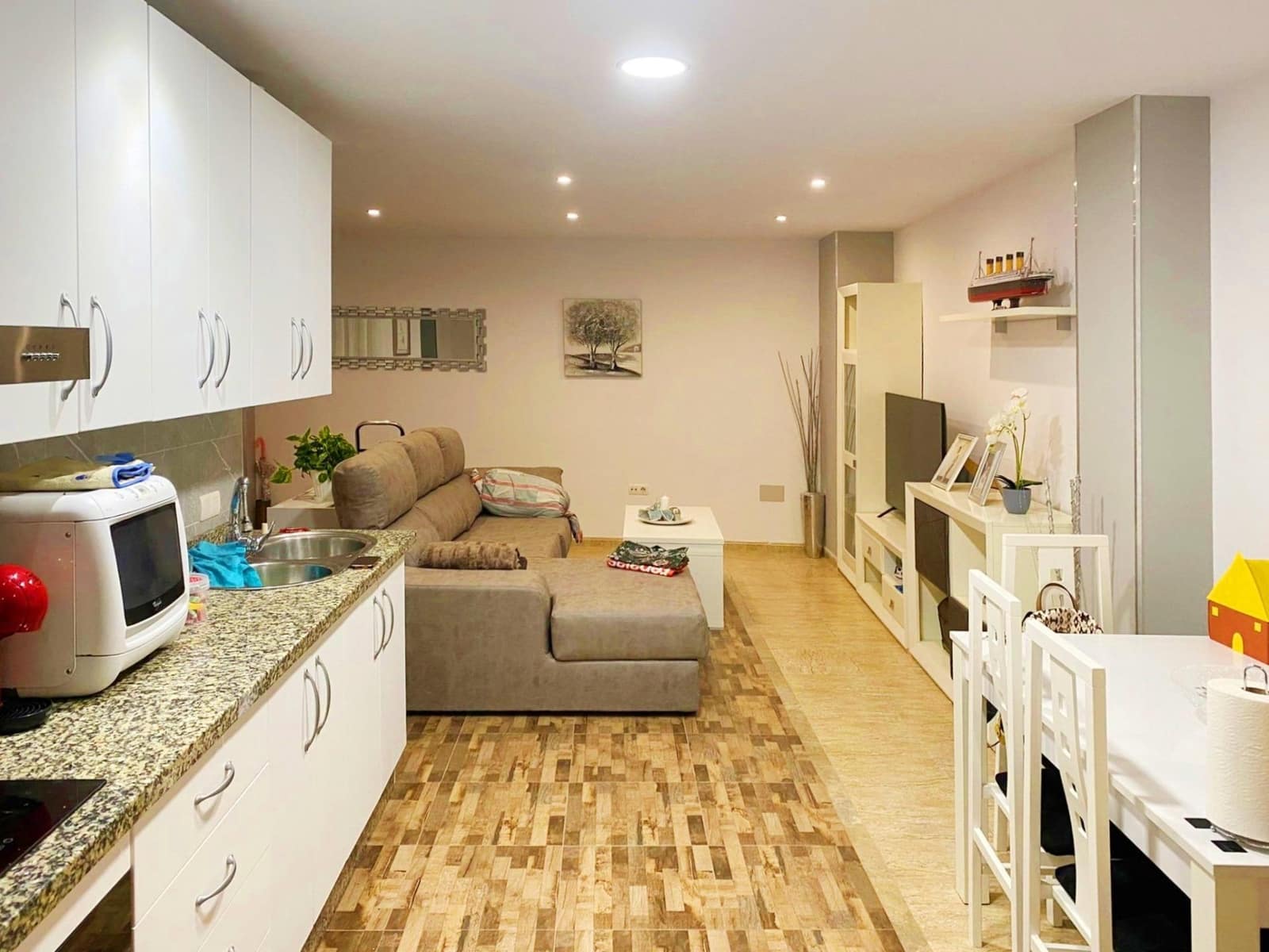 3 bedroom Flat for sale in El Ejido with garage - € 118,000 (Ref: 10013109)