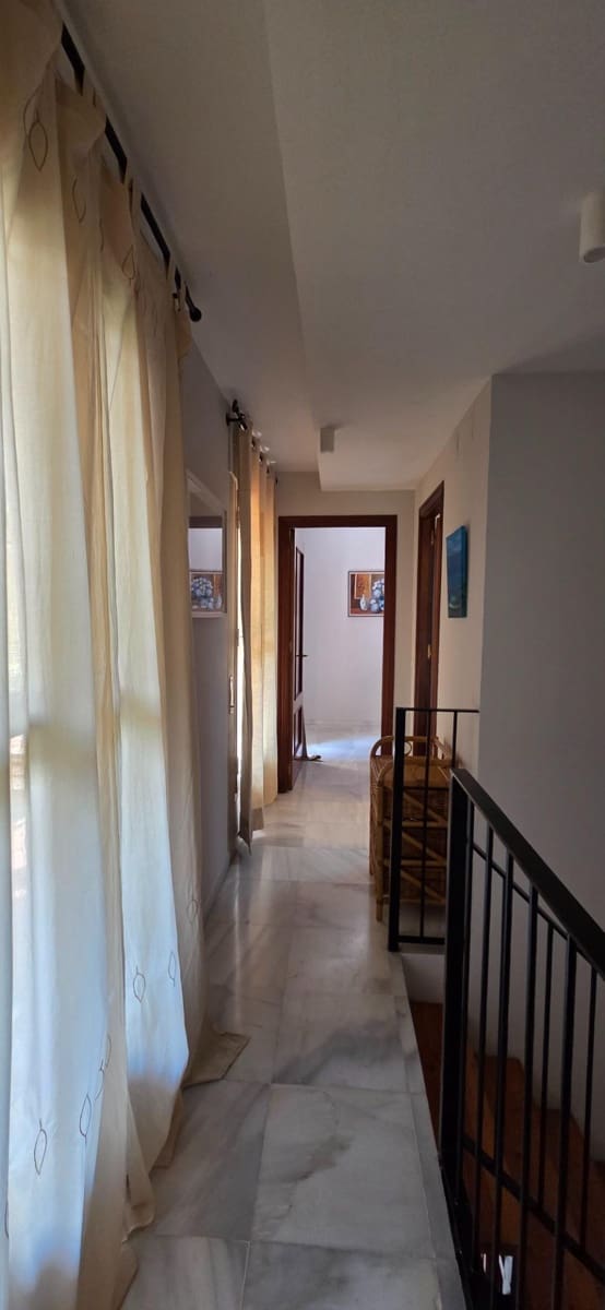 2 bedroom Apartment for rent in Seville city - € 1,649 (Ref: 10027454)