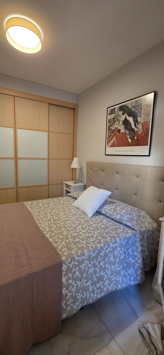 2 bedroom Apartment for rent in Seville city - € 1,649 (Ref: 10027454)