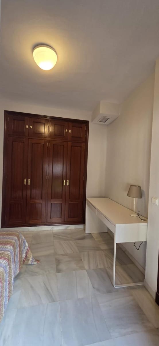 2 bedroom Apartment for rent in Seville city - € 1,649 (Ref: 10027454)