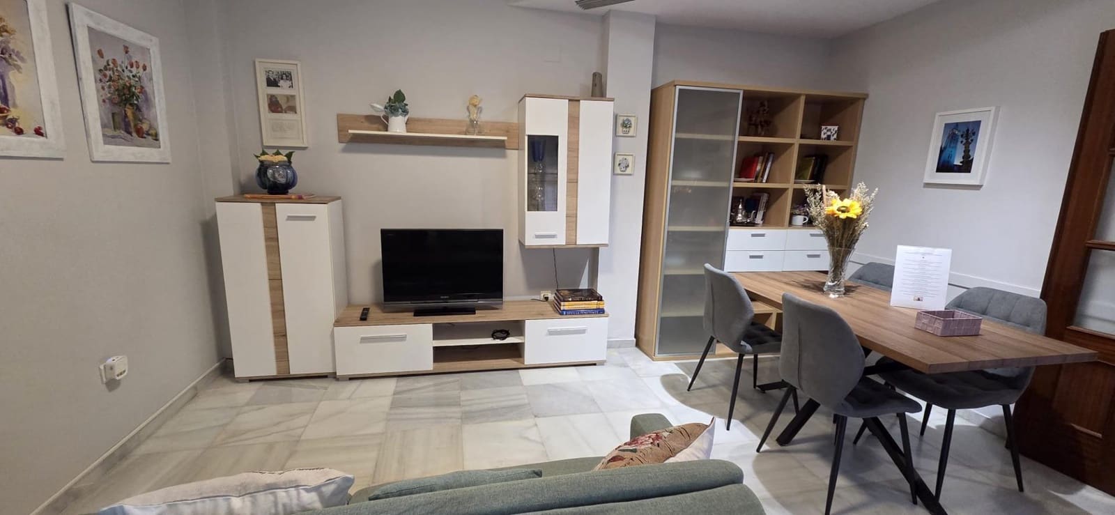 2 bedroom Apartment for rent in Seville city - € 1,649 (Ref: 10027454)