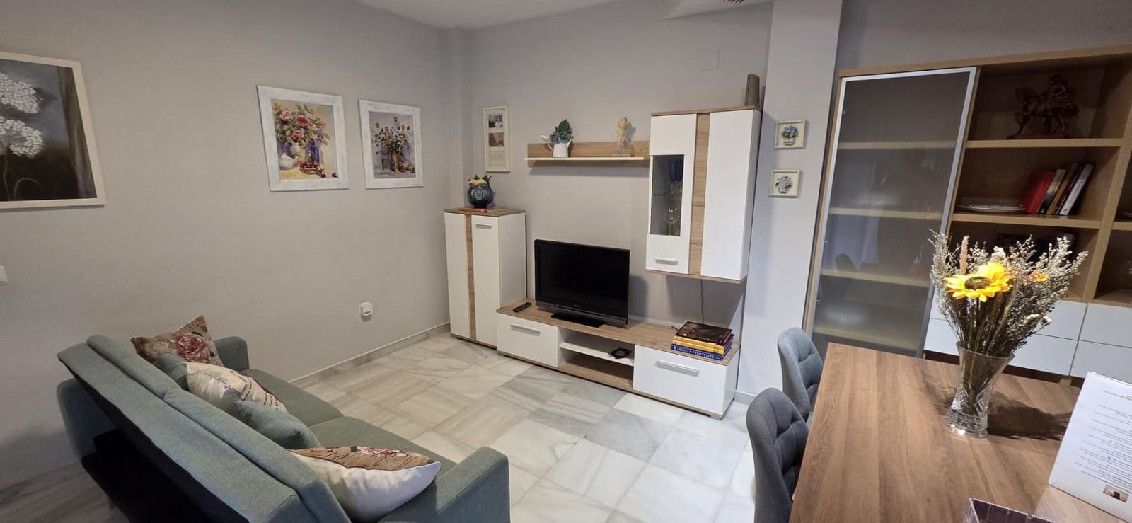 2 bedroom Apartment for rent in Seville city - € 1,649 (Ref: 10027454)