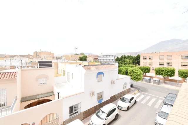 7 bedroom Townhouse for sale in El Ejido with garage - € 255,000 (Ref: 10030705)