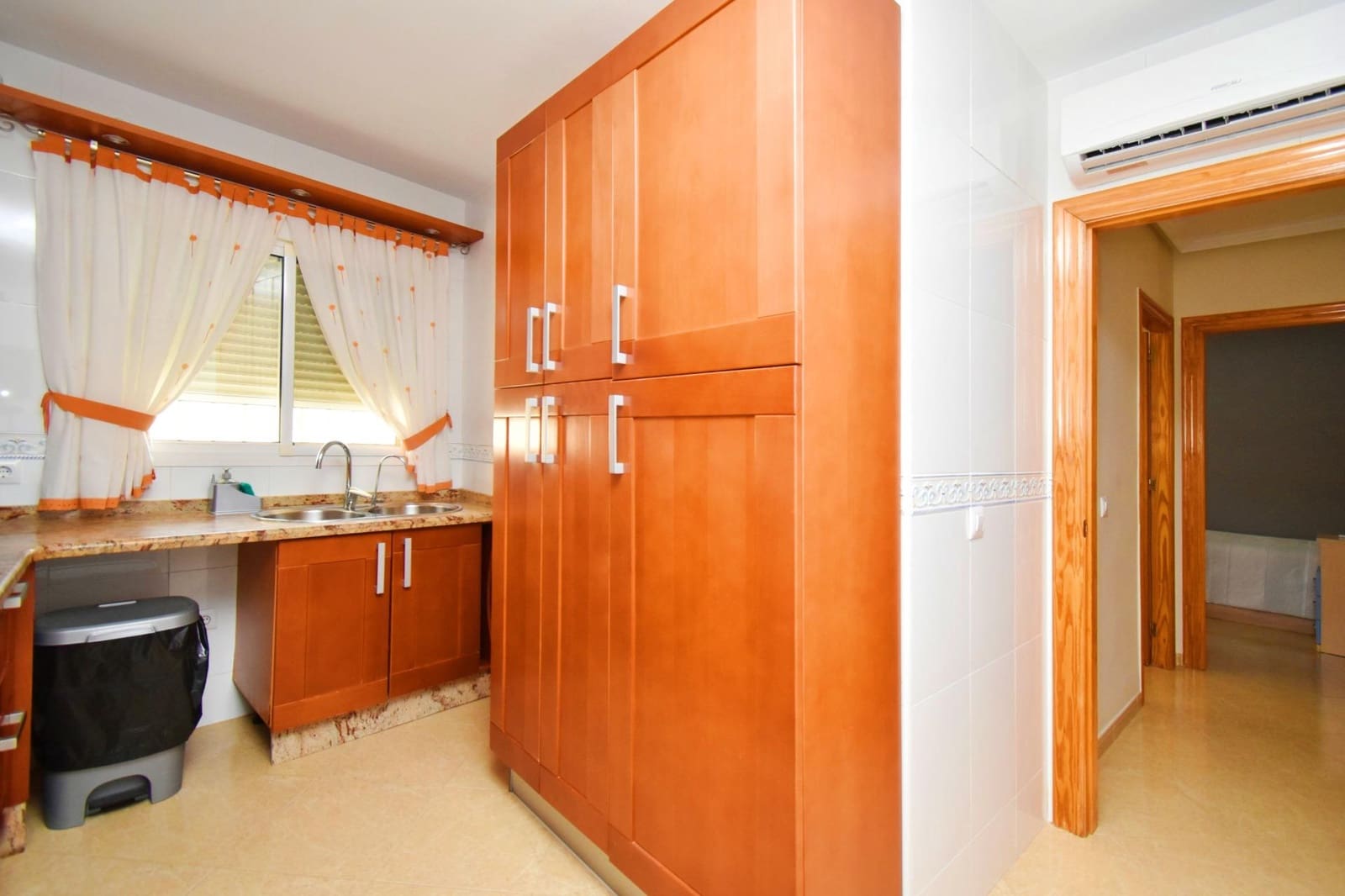 7 sypialnia Dom na sprzedaż w El Ejido z garażem - 255 000 € (Ref: 10030705)