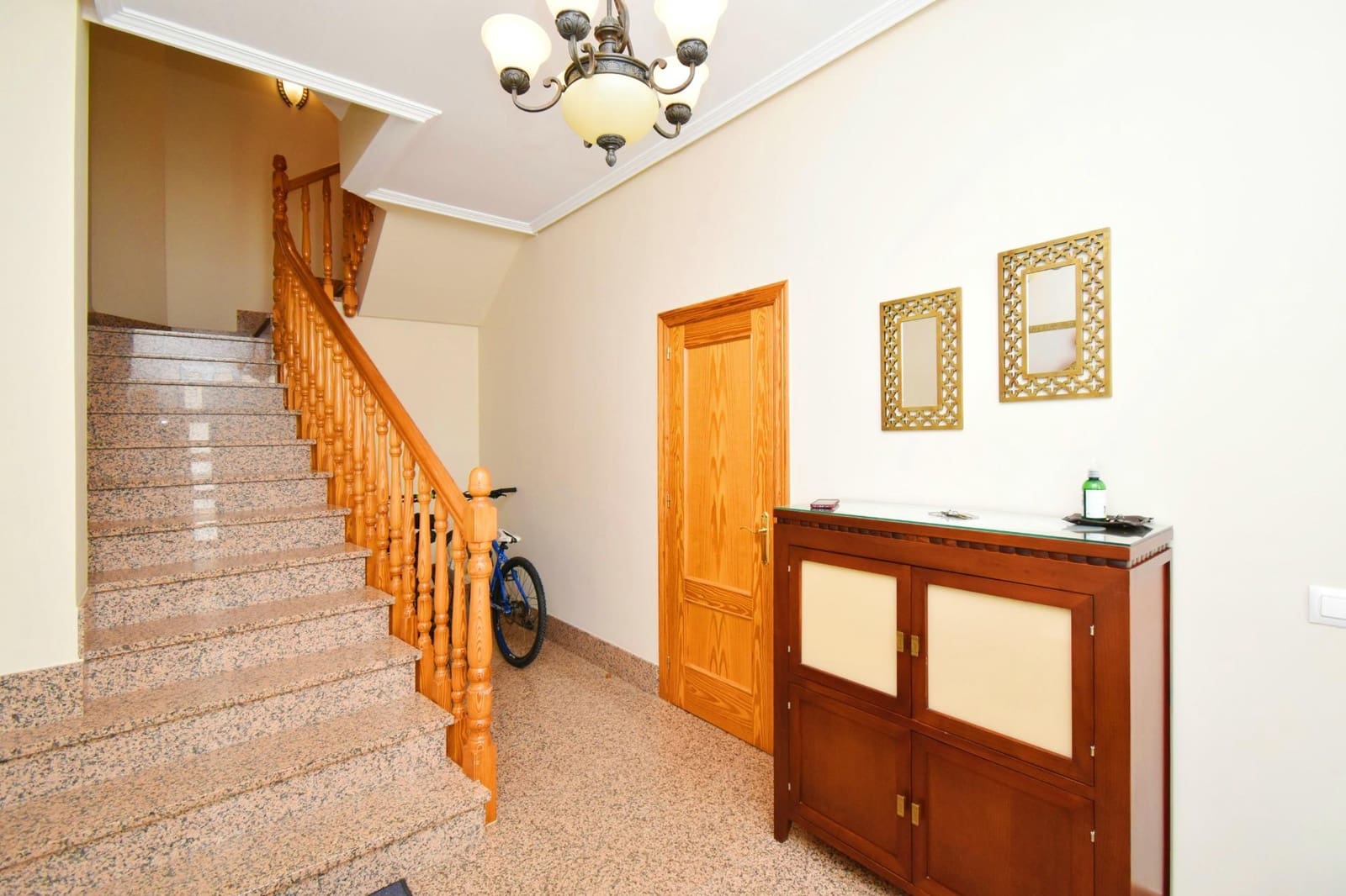 7 sypialnia Dom na sprzedaż w El Ejido z garażem - 255 000 € (Ref: 10030705)