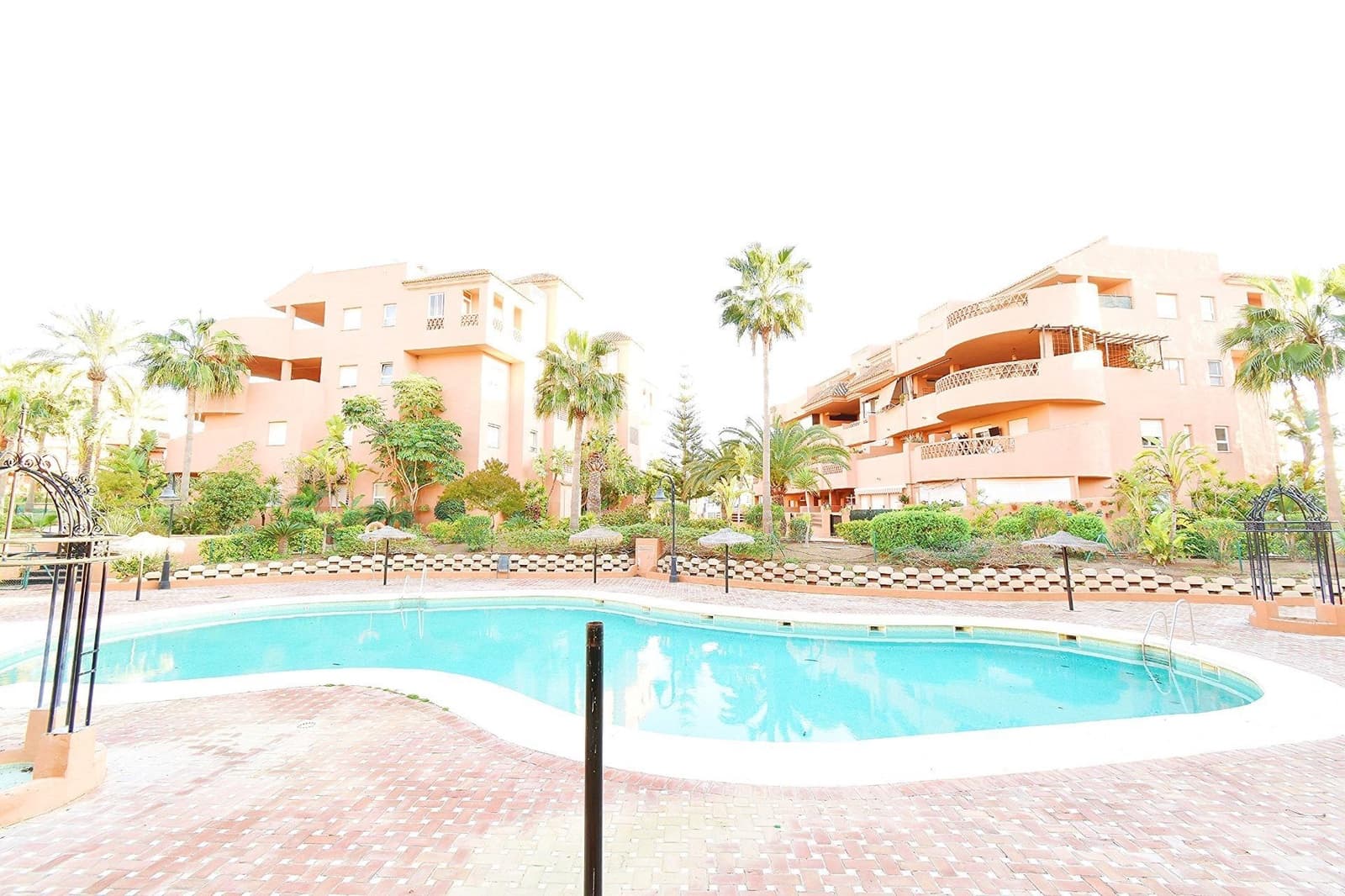 1 sovrum Lägenhet till salu i Almerimar med pool - 180 000 € (Ref: 10049535)