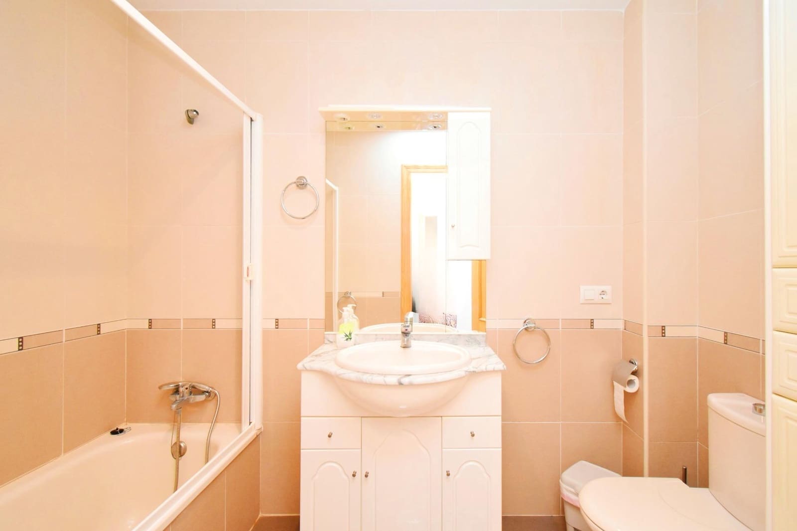 3 bedroom Flat for sale in El Ejido with garage - € 139,000 (Ref: 10070855)