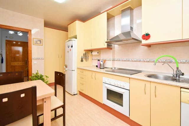 3 bedroom Flat for sale in Las Cabañuelas, Vícar - € 120,000 (Ref: 10109646)