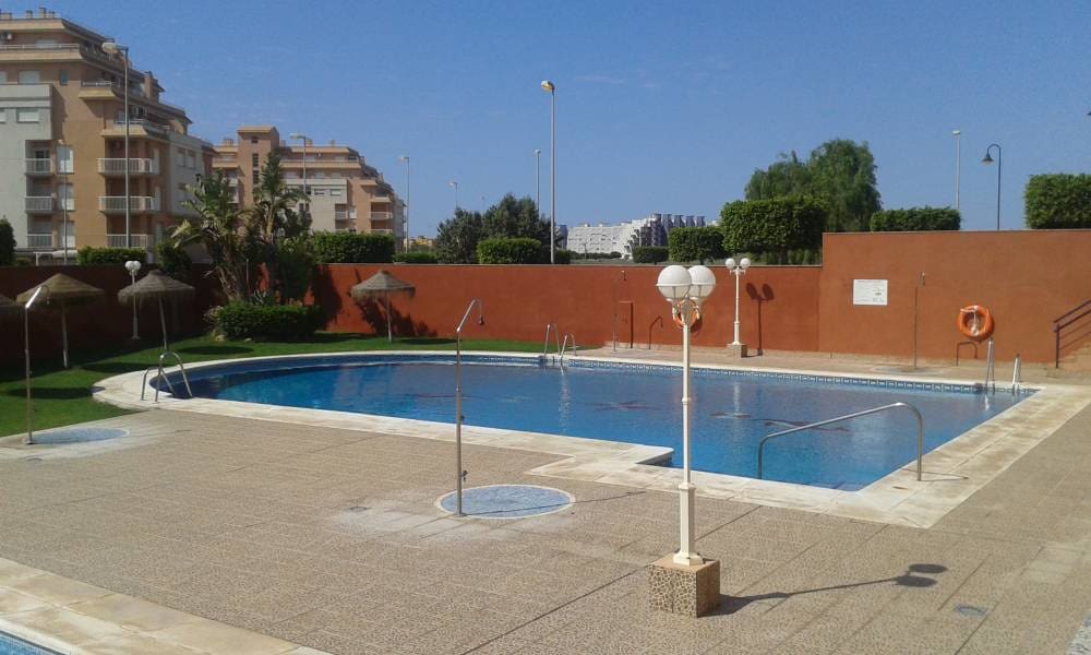 Studio til salg i Roquetas de Mar med swimmingpool garage - € 100.000 (Ref: 4306018)