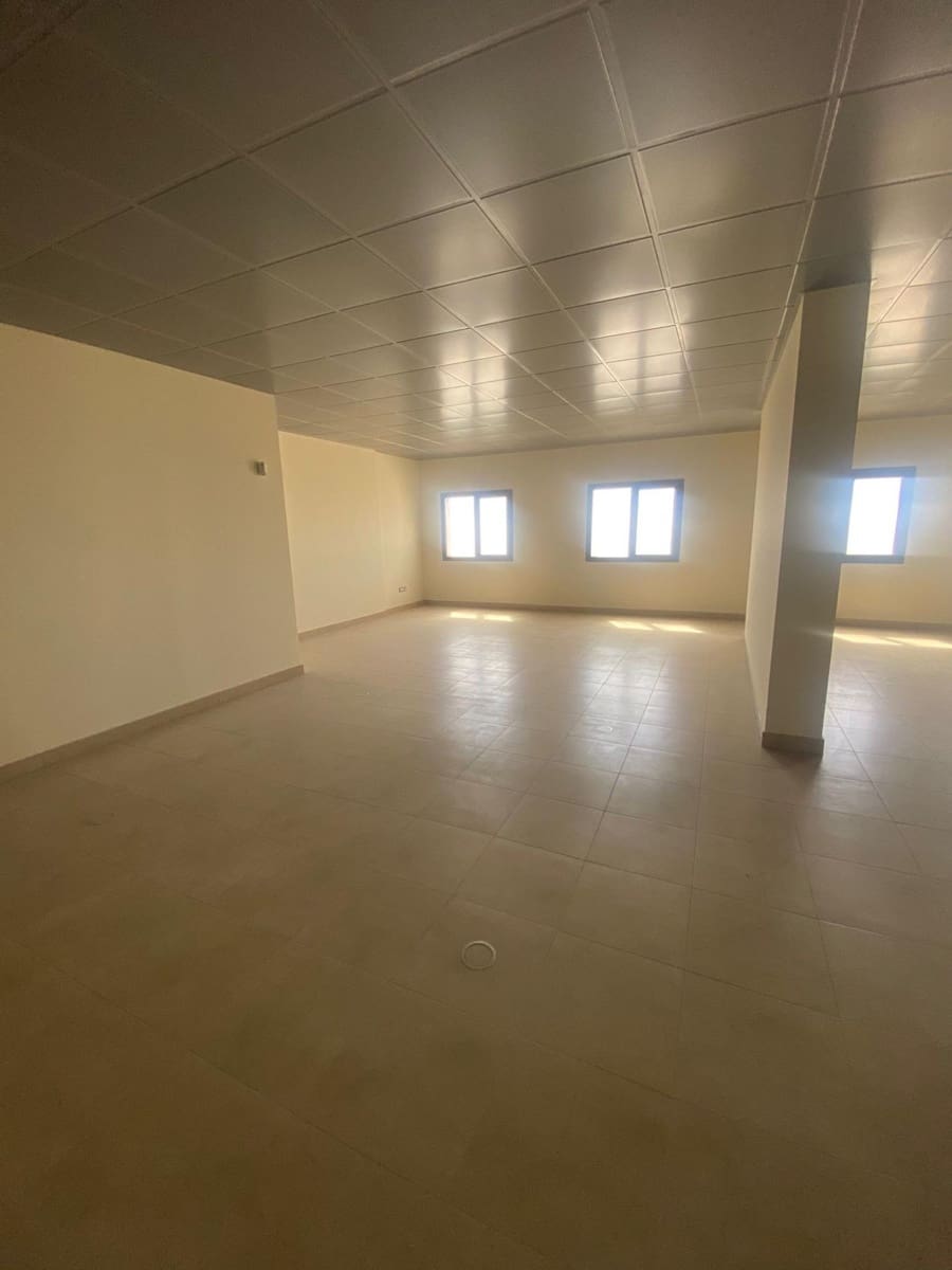 Toimisto vuokrattavana paikassa El Ejido mukana 
autotalli - 800 € (Ref: 7482203)