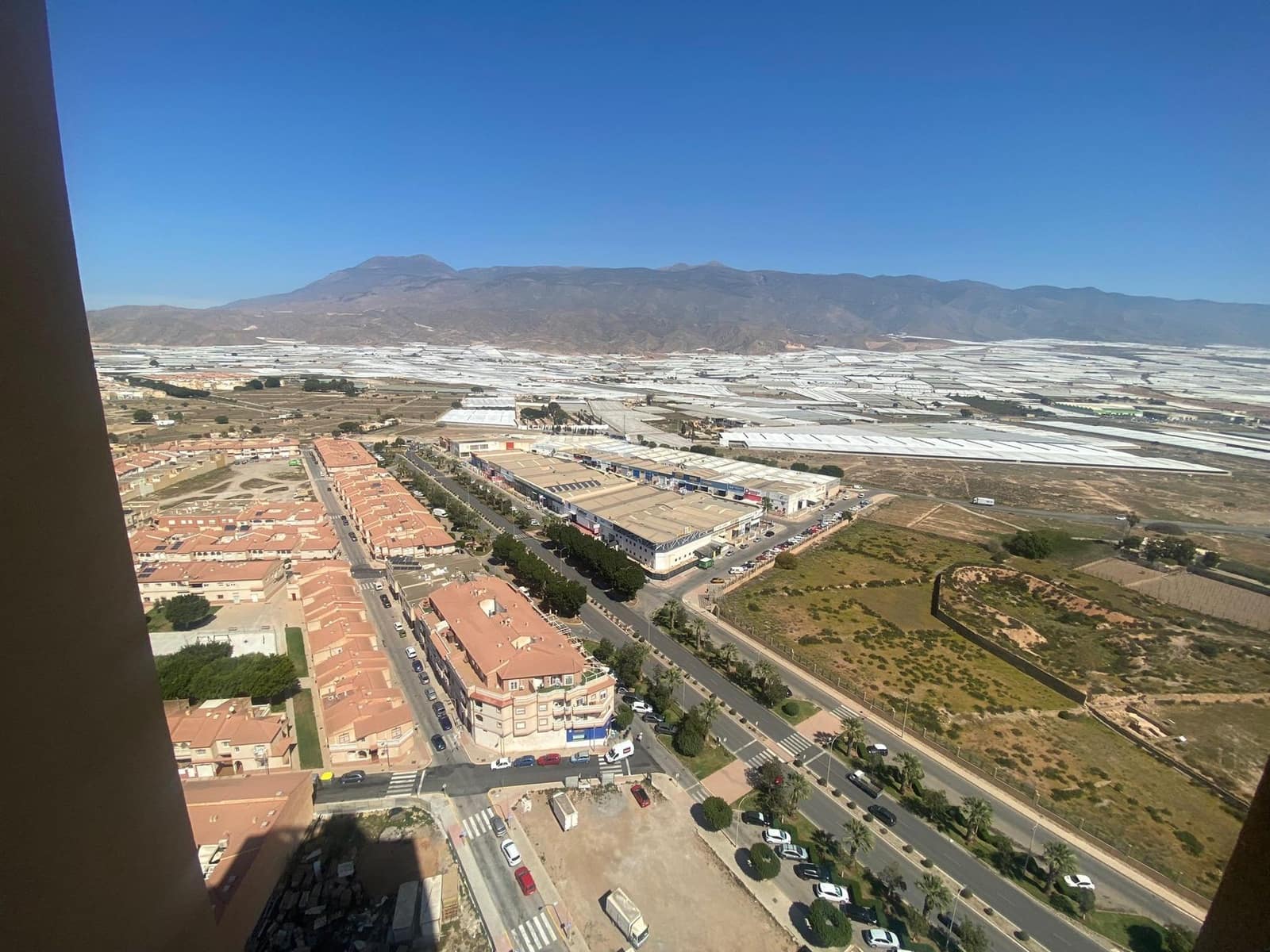 Ufficio da affittare in El Ejido con garage - 490 € (Rif: 7482206)