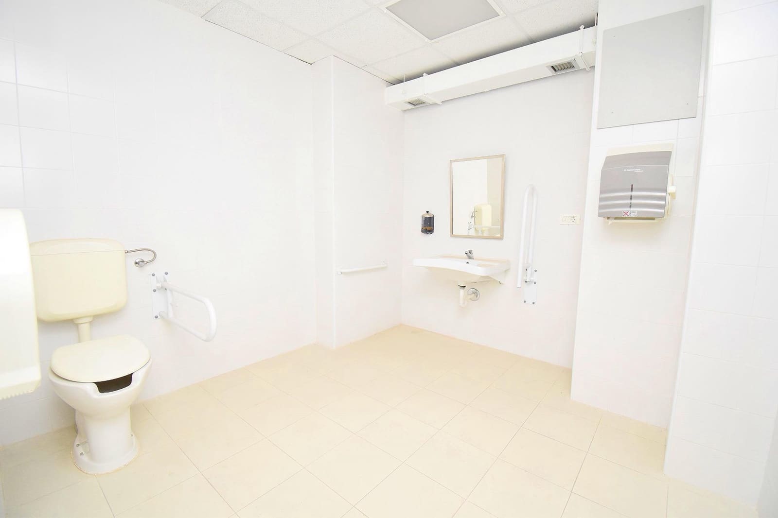 Kontor till salu i El Ejido med garage - 621 500 € (Ref: 7483203)